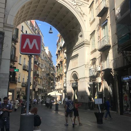 ナポリ Ponte Di Chiaiaヴィラ エクステリア 写真